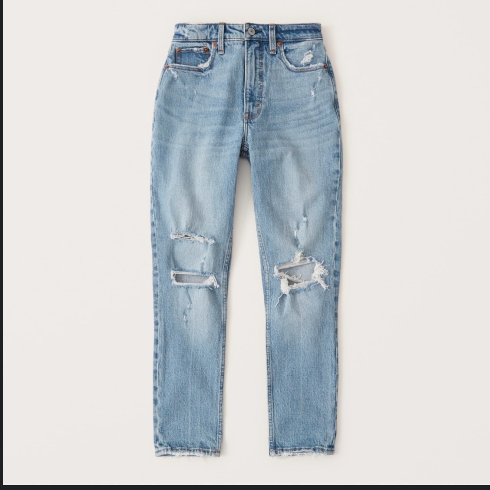Women's
Curve
Love High
Rise
Skinny
Jeans
Color:
LIGHT
RIPPED
WASH